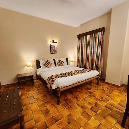 ורנאסי Palace On Ganges - Heritage Hotel מראה חיצוני תמונה