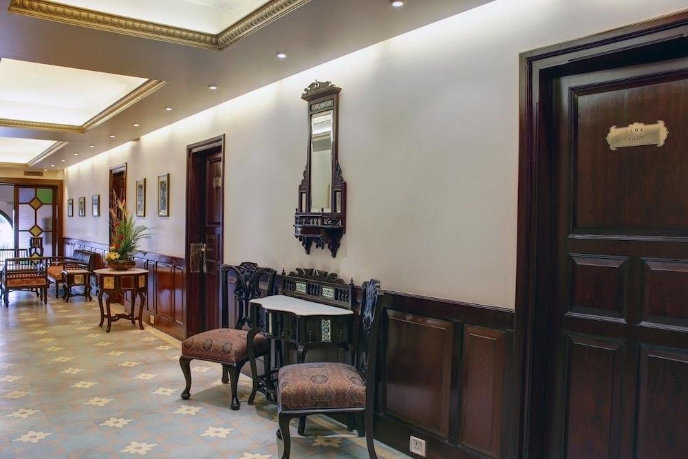 ורנאסי Palace On Ganges - Heritage Hotel מראה חיצוני תמונה