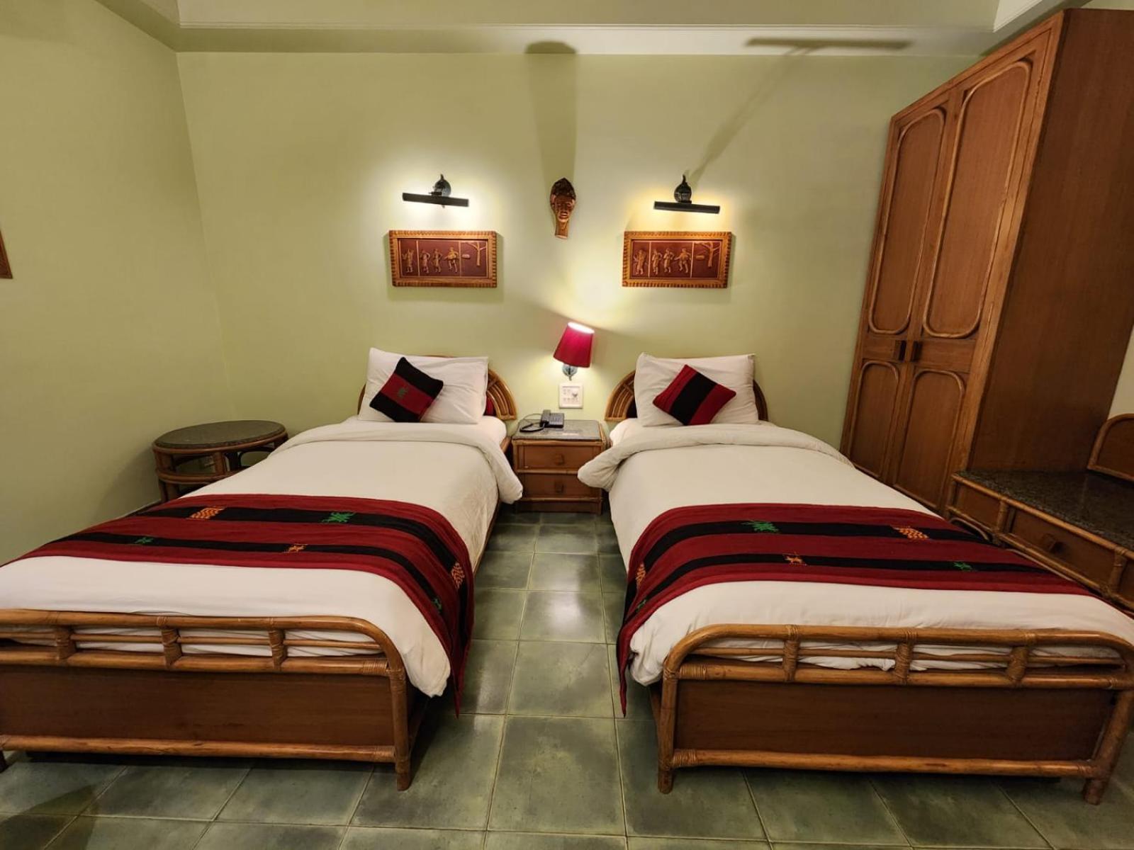 ורנאסי Palace On Ganges - Heritage Hotel מראה חיצוני תמונה
